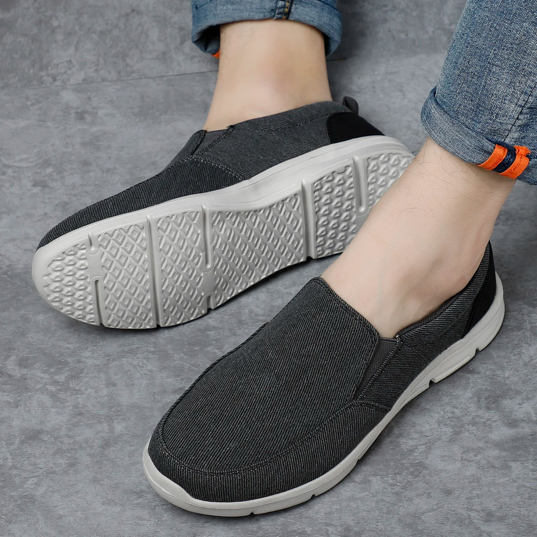 Stradeo Canvas Slip-on