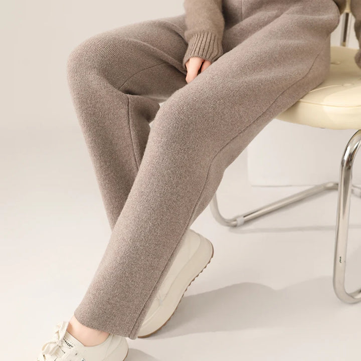 Veloura Wool Pants