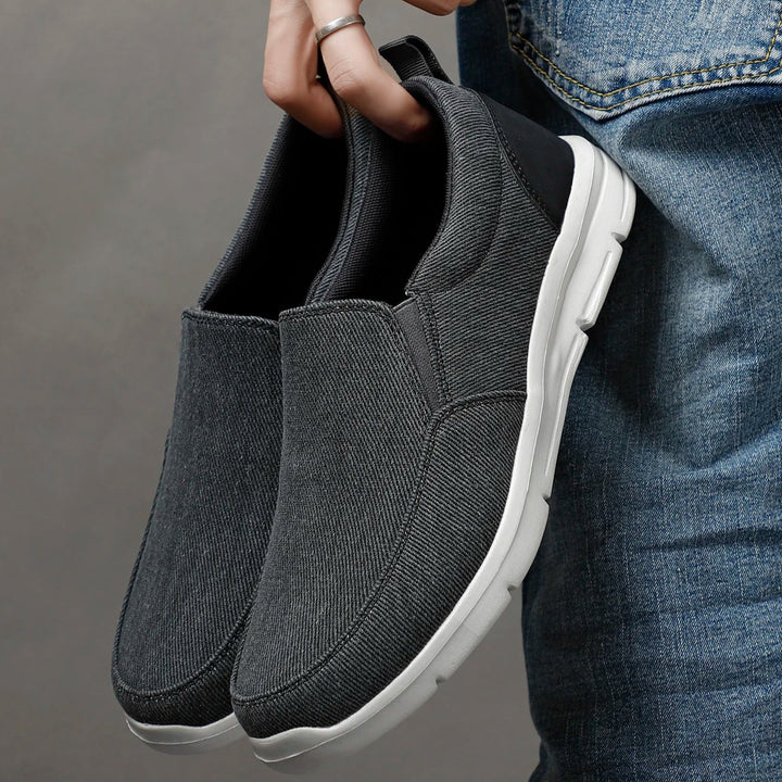 Stradeo Canvas Slip-on