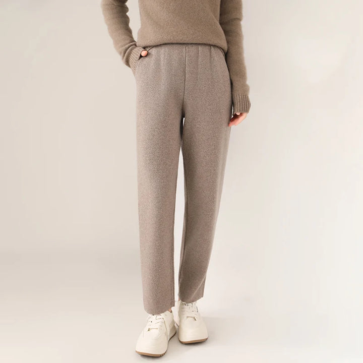Veloura Wool Pants